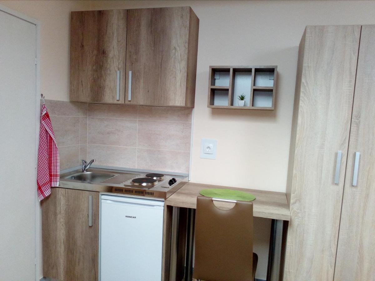 Apartmani Sara Novi Sad Eksteriør bilde